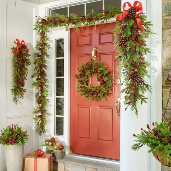 Wicker Park 36" Unlit Berry & Pinecones Swag - Picture 3 of 4